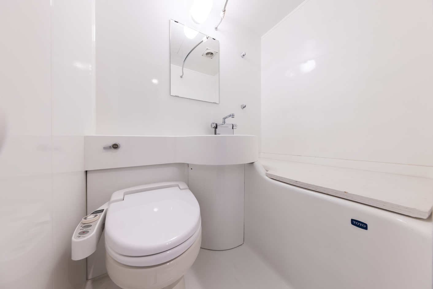 【基本プラン】金沢駅徒歩5分♪最大2名(ダブルベッド1台）・Crasco旅音207号室