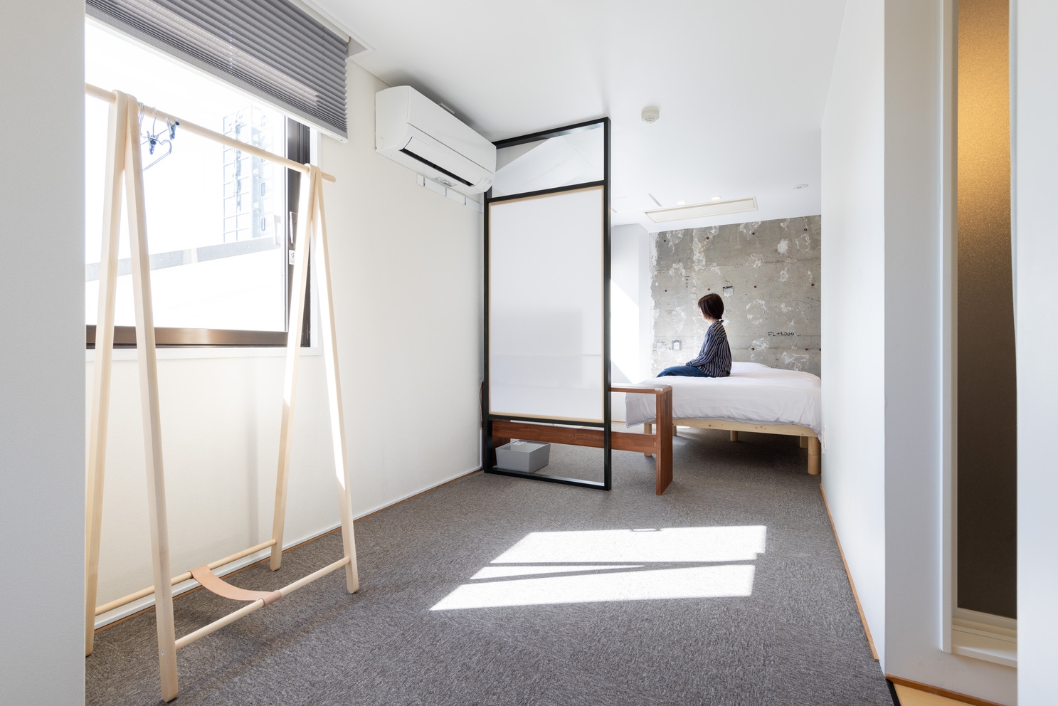 【角部屋スイートルーム】金沢駅徒歩5分♪最大2名(セミダブルベッド2台）・Crasco旅音301号室