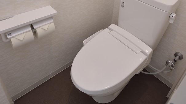 トイレはもちろんウォシュレット完備です！