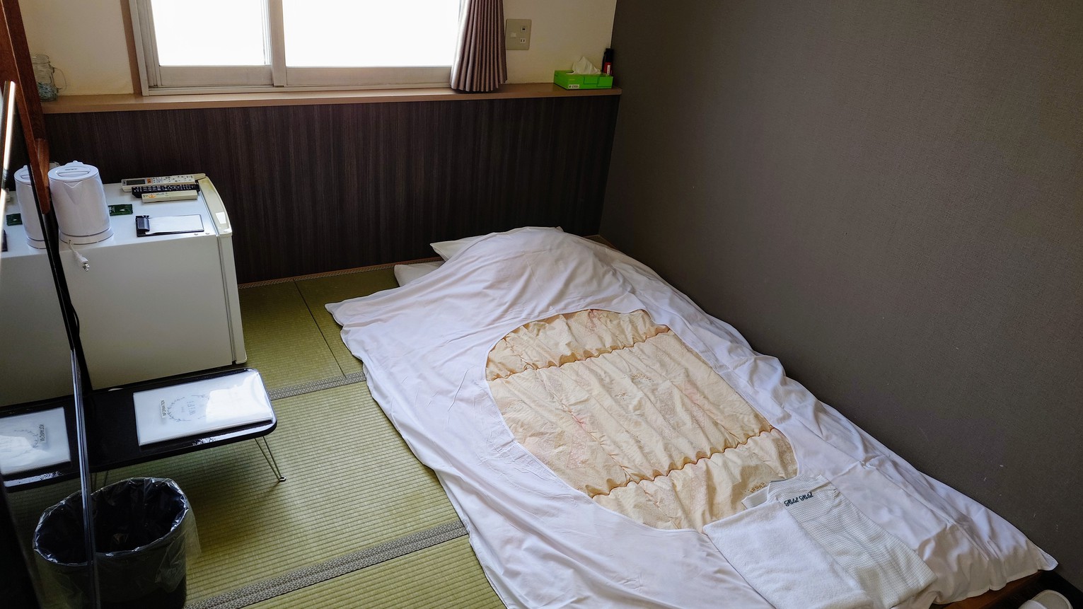 禁煙和室