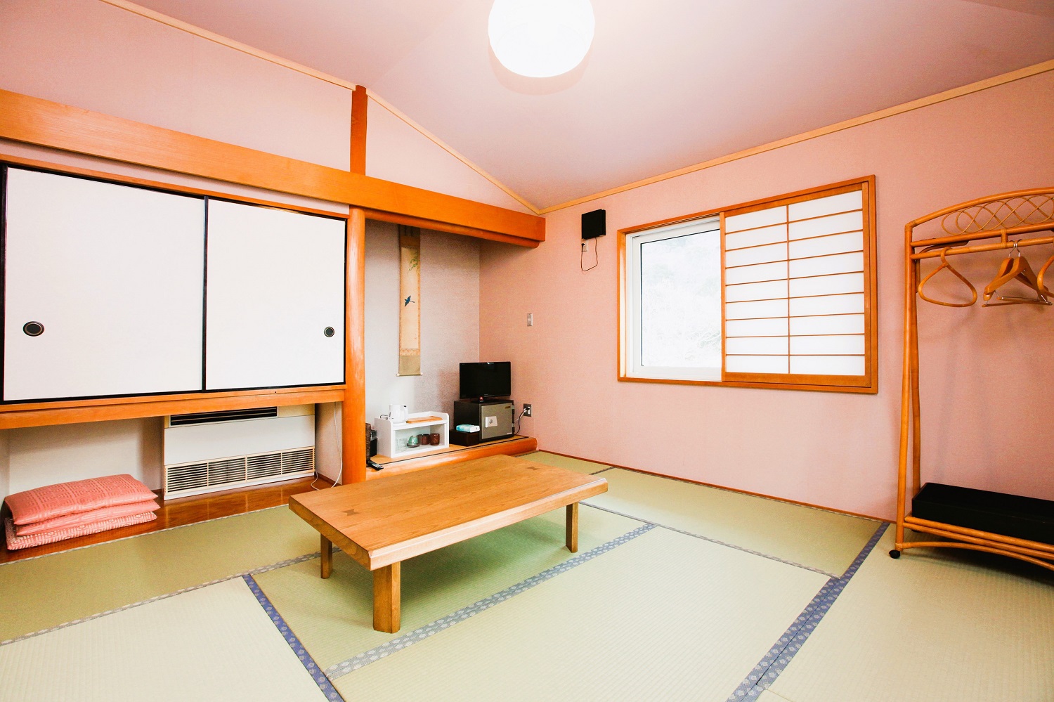 和室８畳/洗面・トイレ付き　藤  ＊山側＊