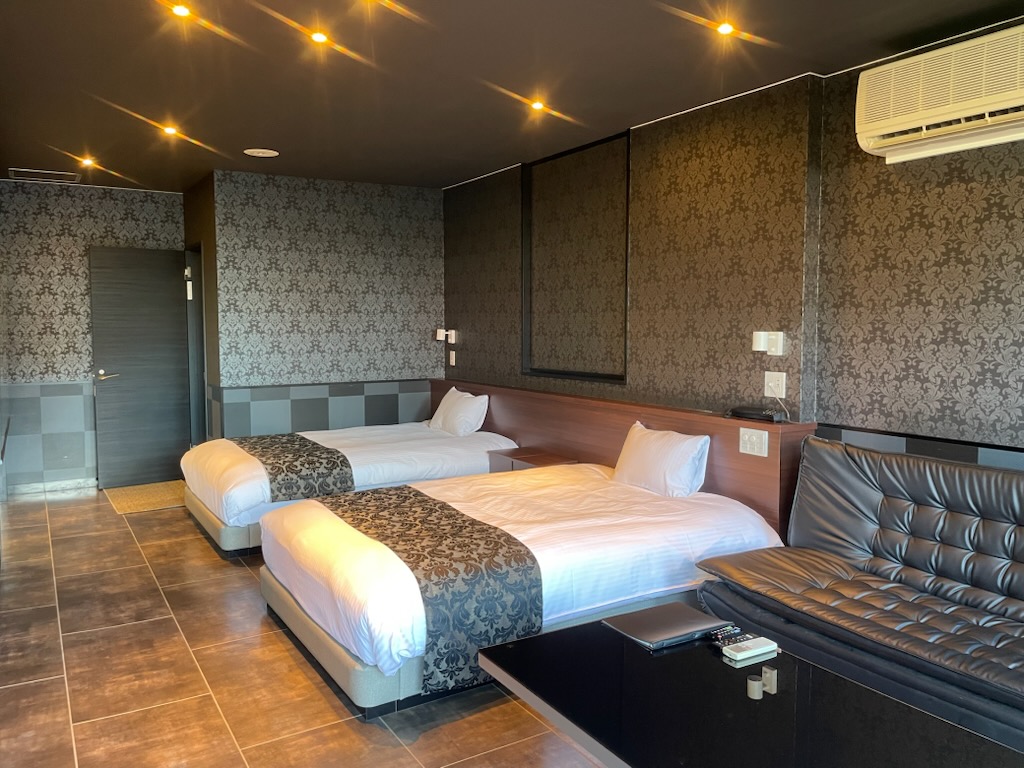 ＜禁煙・37平米＞コンフォートツイン／バストイレ一体型テラス　客室内