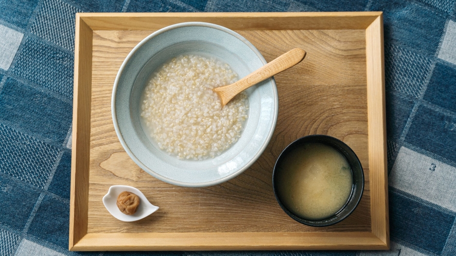 【ファスティングプラン】ファスティング明けの回復食 玄米粥