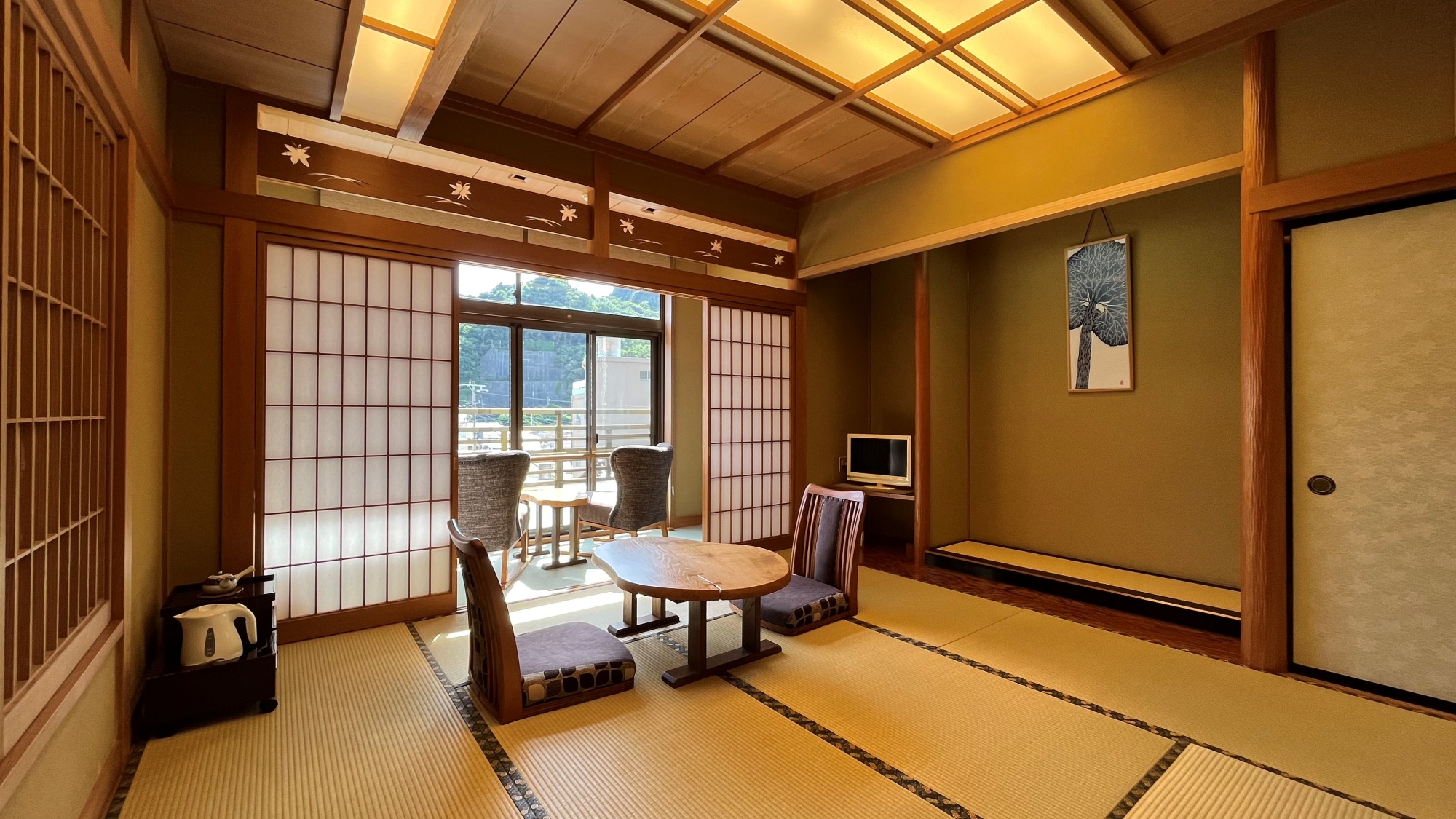 和室10畳一例／落ち着いた和の空間で、ゆったりと寛ぐ癒しのひとときを。