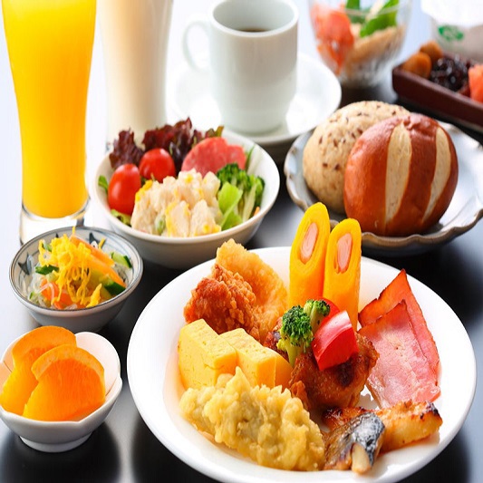 【春夏SALE】★バイキング朝食付★　天然温泉大浴場＆サウナ＆無料平面駐車場完備！