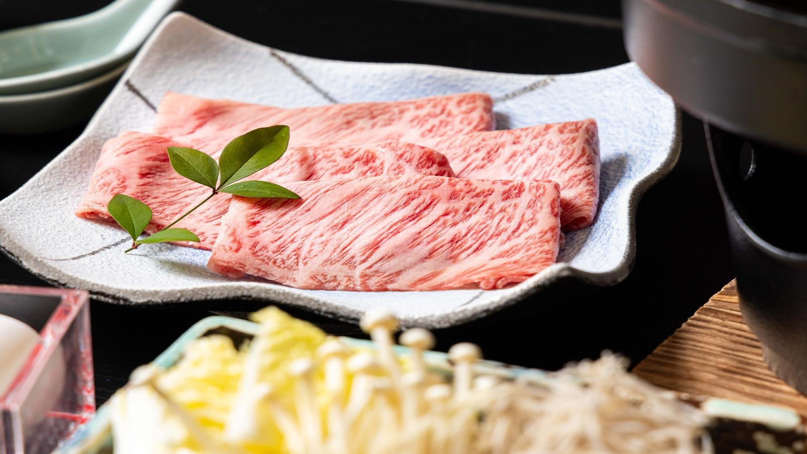 【料理長おすすめ御膳】旬の食材を活かした自慢の料理を堪能◆源泉掛け流しの天然温泉を満喫＜1泊2食＞