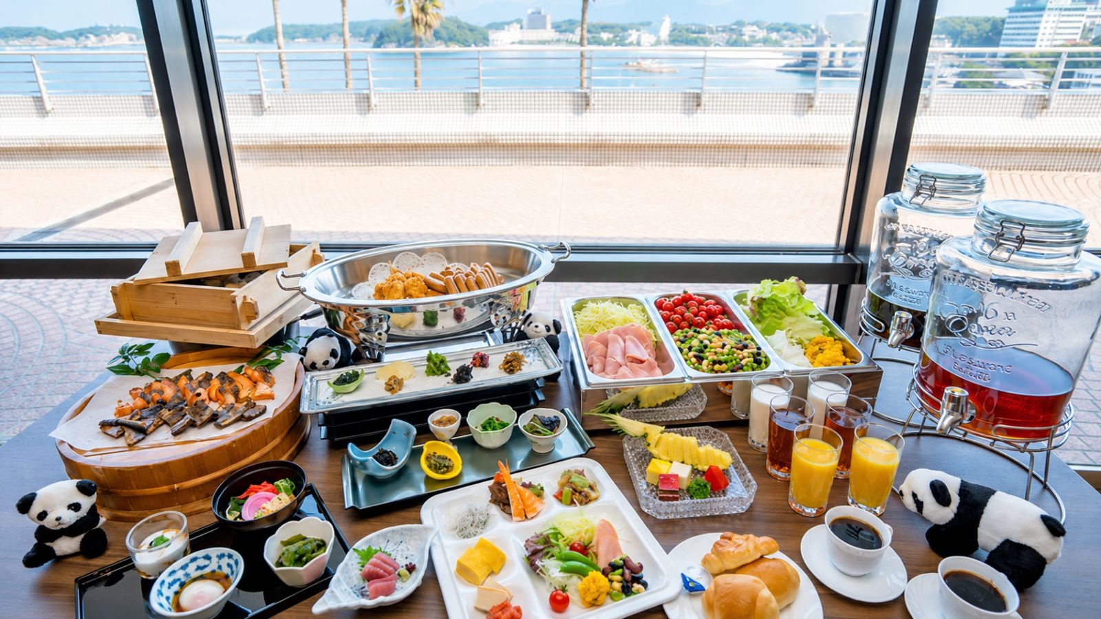 【楽パック★スペシャル】【朝食バイキング】オーシャンビューレストランで1日の始まりを元気に＜朝食付＞
