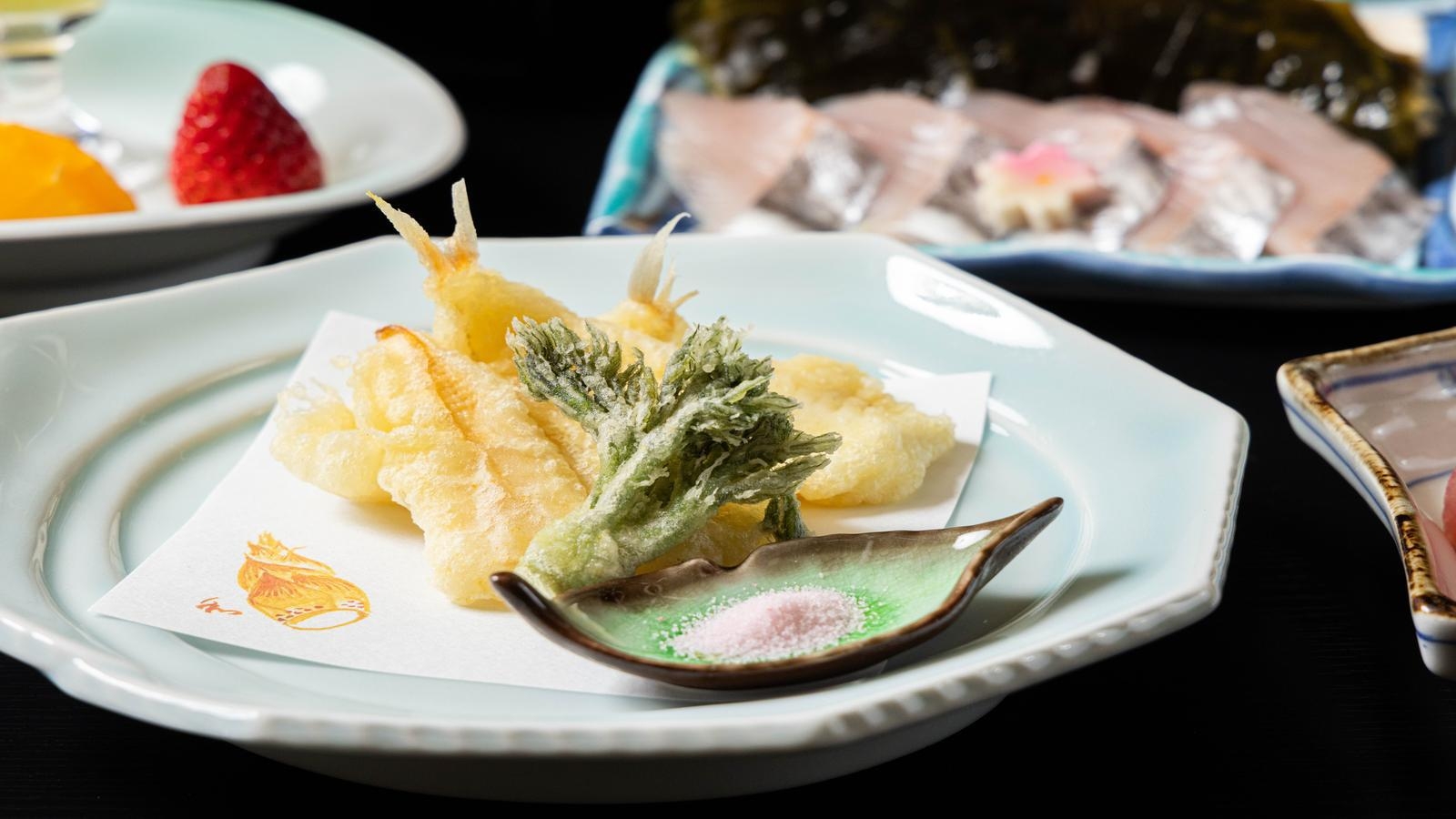 【夕食・朝食付】旬や地産の食材を楽しめる♪　四季折々のスタンダード御膳