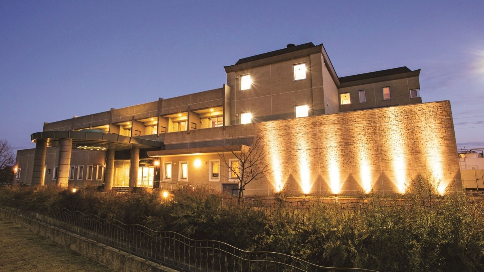 【お得に連泊】2泊以上のご予定がある方必見◆露天風呂付き大浴場で日々の疲れを癒す＜素泊まり＞