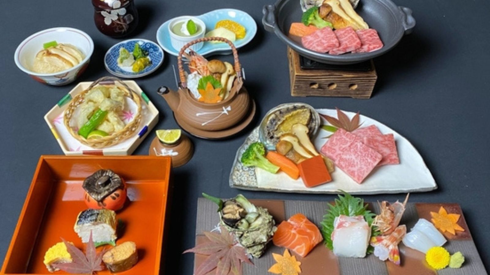 近江大倉和牛ロースと鮑の鉄板焼き極み会席