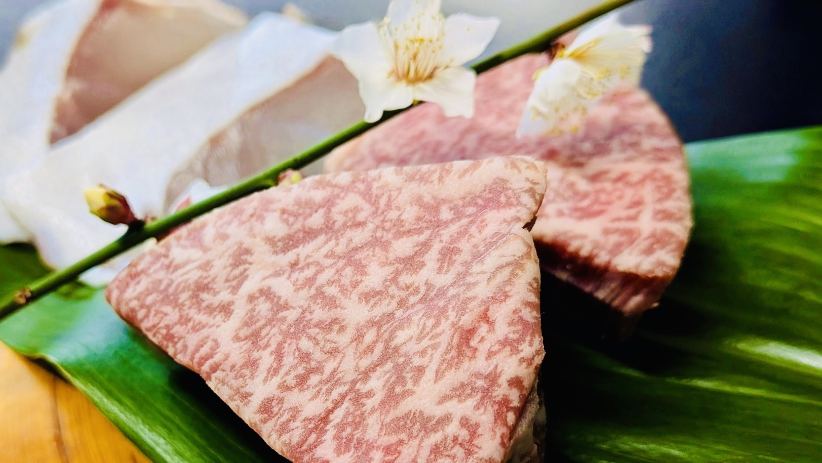 至福の和歌山ブランド食材を堪能♪紀州本くえと熊野牛のWブランド夏会席2食付/半個室食，湯めぐり無料