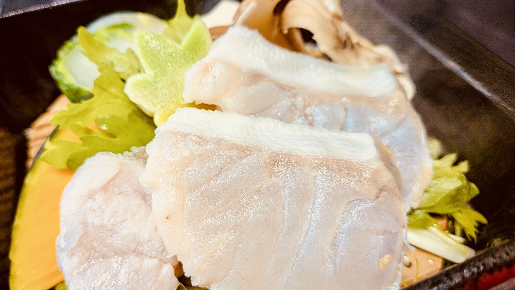 【夏会席・温物（一例）】紀州本くえと夏野菜のせいろ蒸し