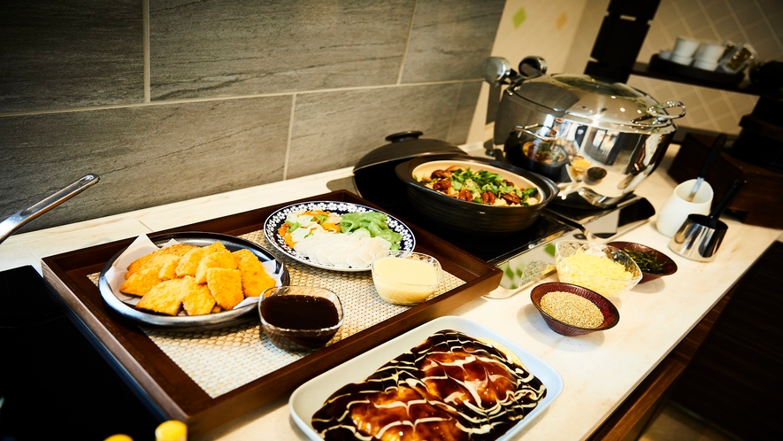 【朝食一例】広島の名物料理
