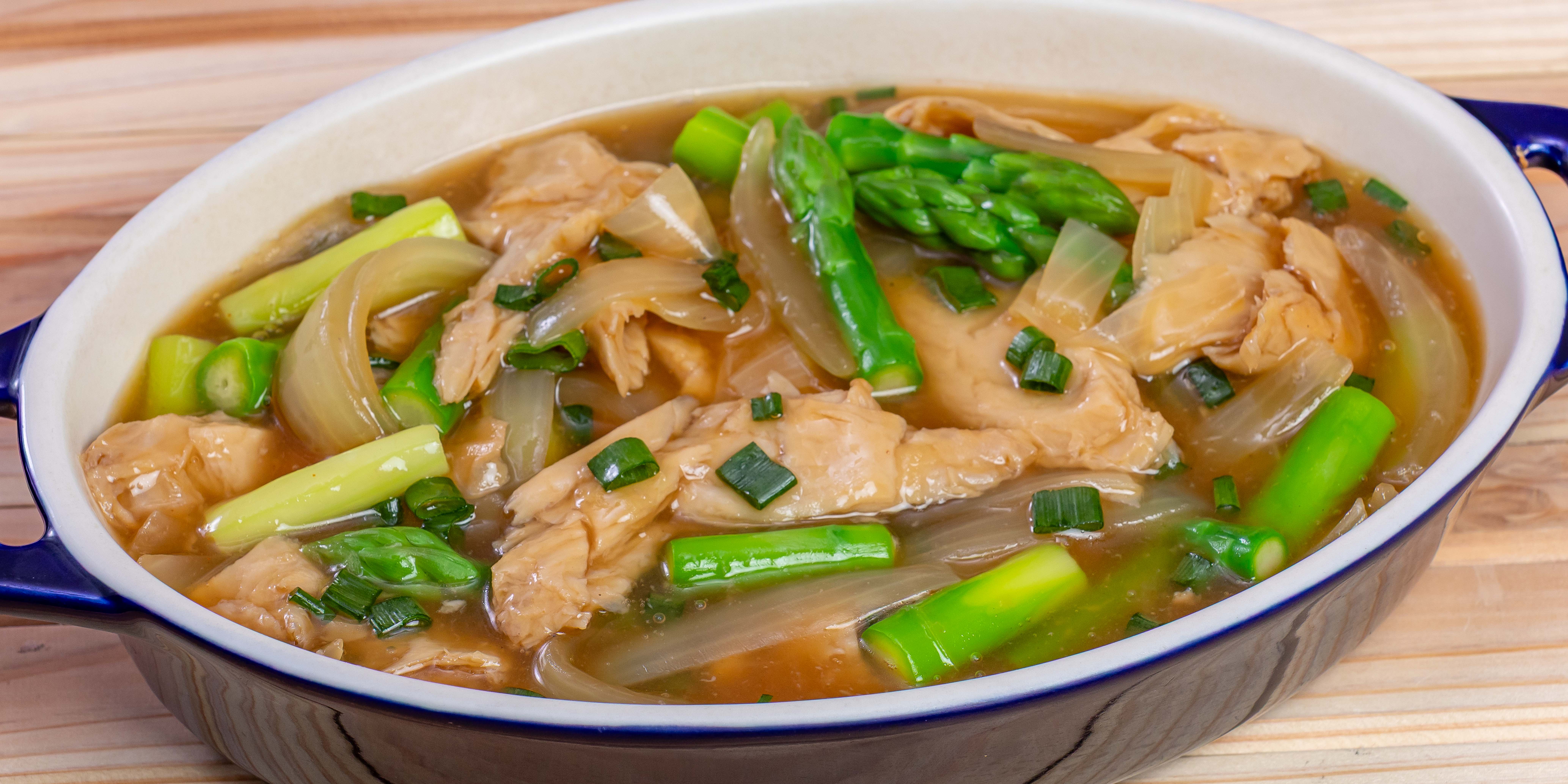 大豆つくねとアスパラガスのねぎ塩炒め