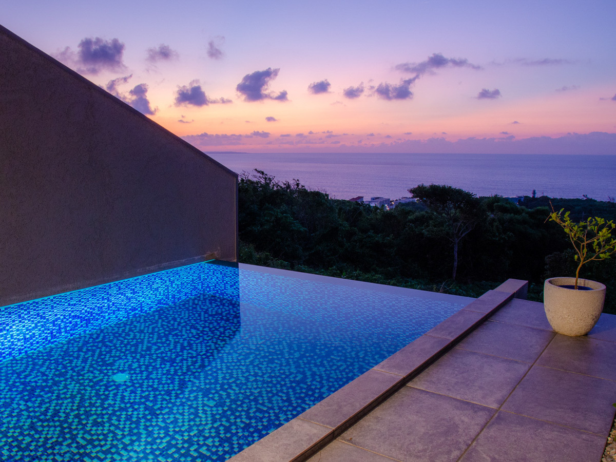 Tokei / 50平米 / 専用テラス・プライベートプール付