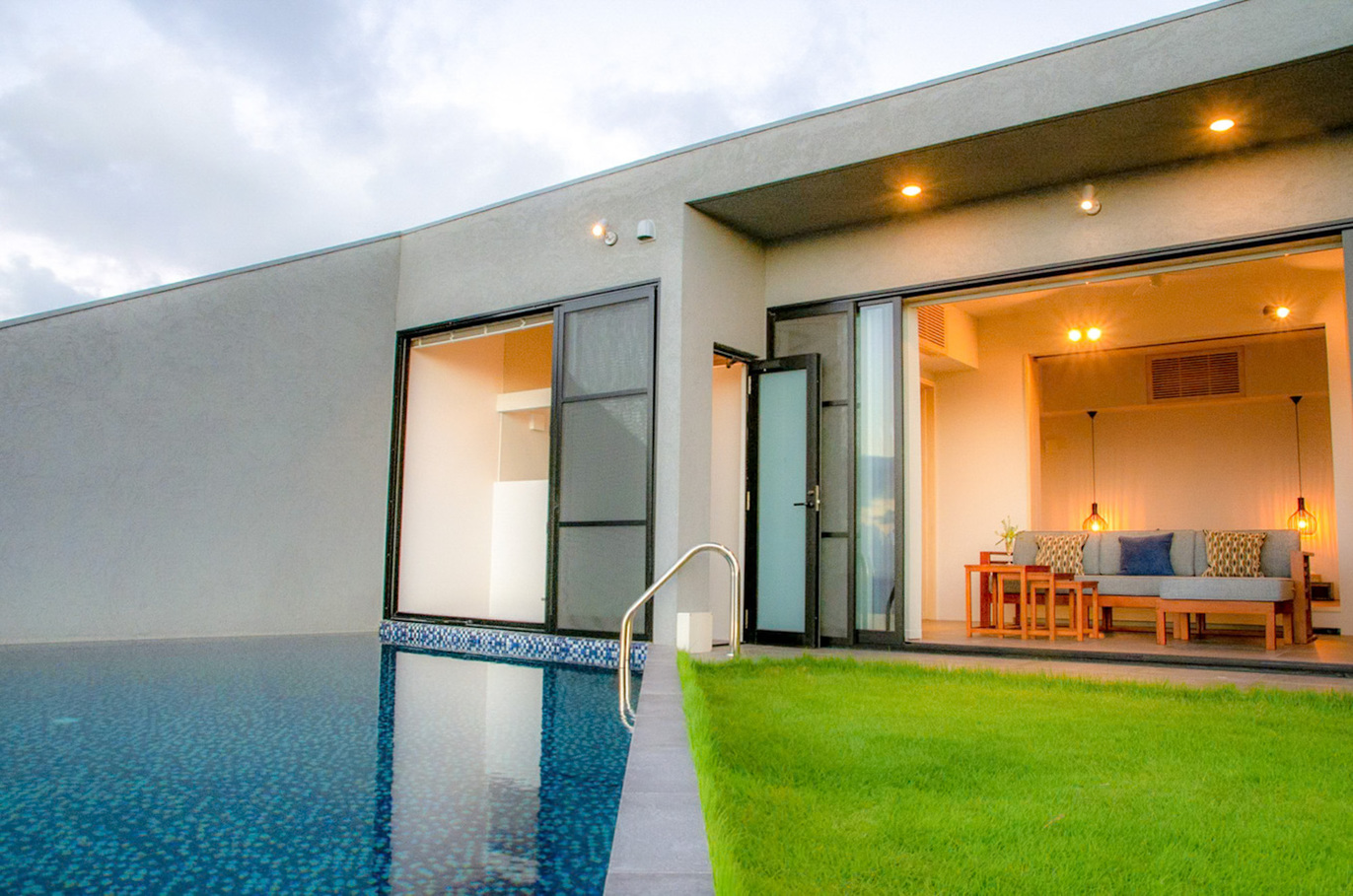 【 Teenu(ティーヌ)】プライベートプール・専用テラス付