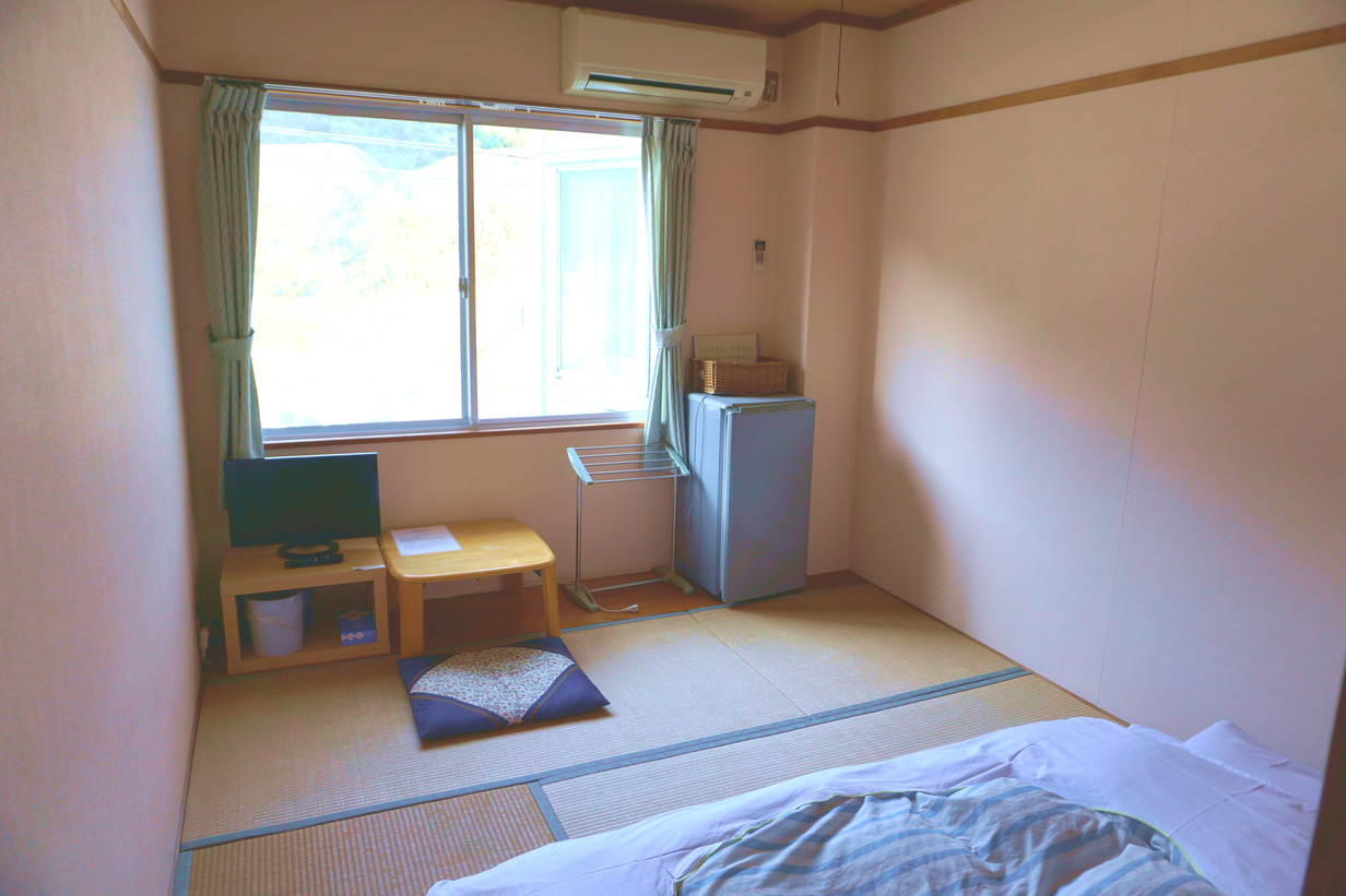 【禁煙】和室二人部屋（バス・トイレ無し）