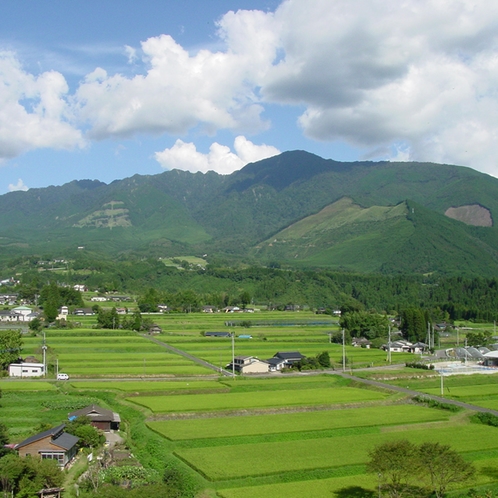 澄んだ空気が美味しい♪市房山全景