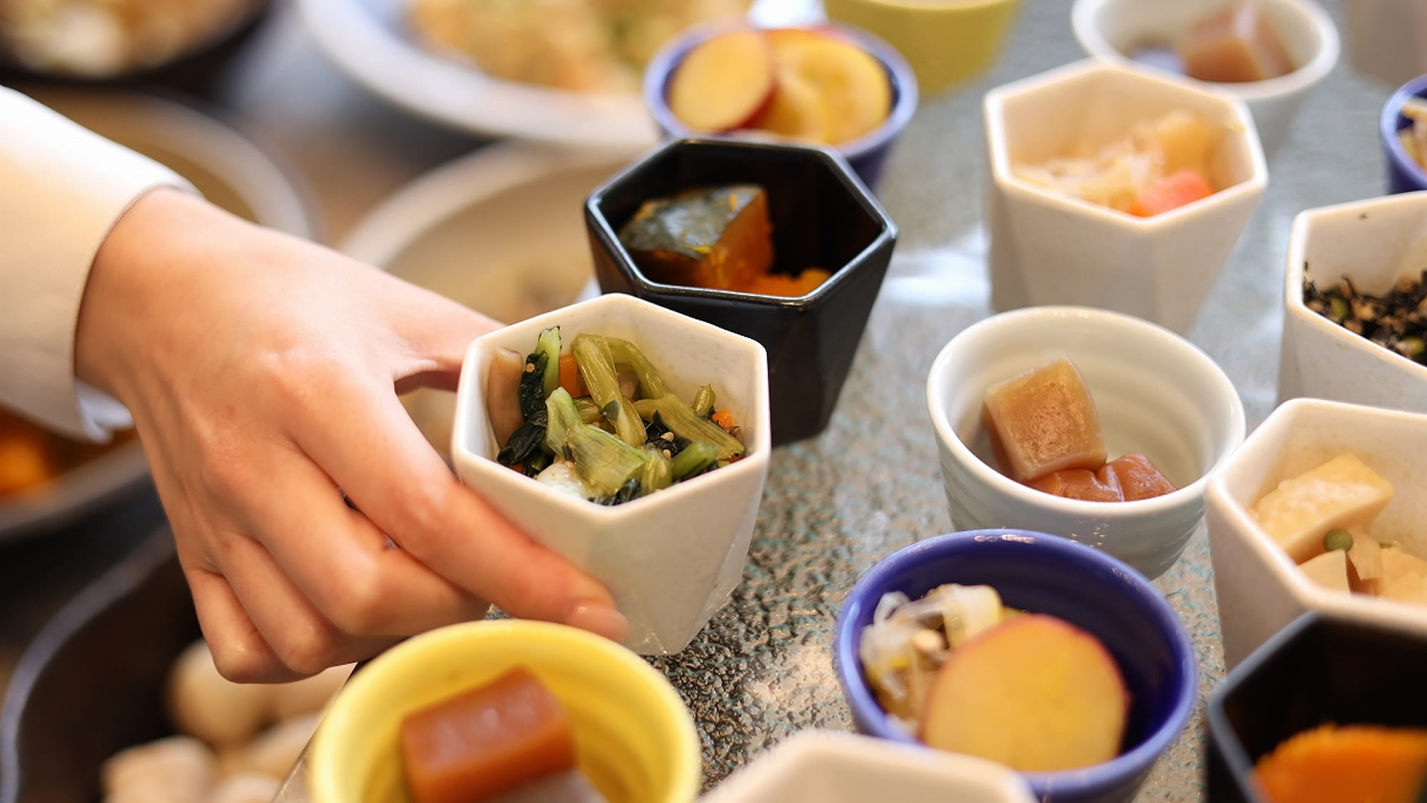 【50歳以上限定】《12歳迄添寝無料》家族旅行にも♪〈14時アーリーチェックイン＆朝食無料特典〉