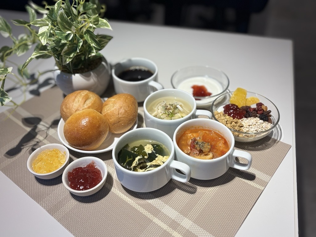 朝食ビュッフェ　7：00～10：00（L/O 9：30）