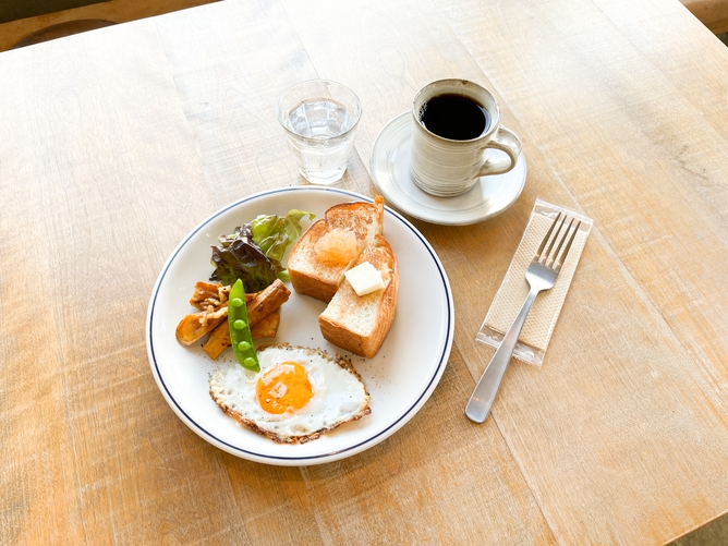 【夕食・朝食付】Y特製ディナー＆モーニングプレート付おとまりプラン