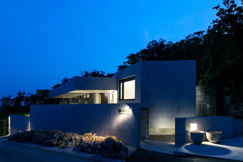 やんばるの自然に溶け込むプライベートヴィラ（ 朝食付き）