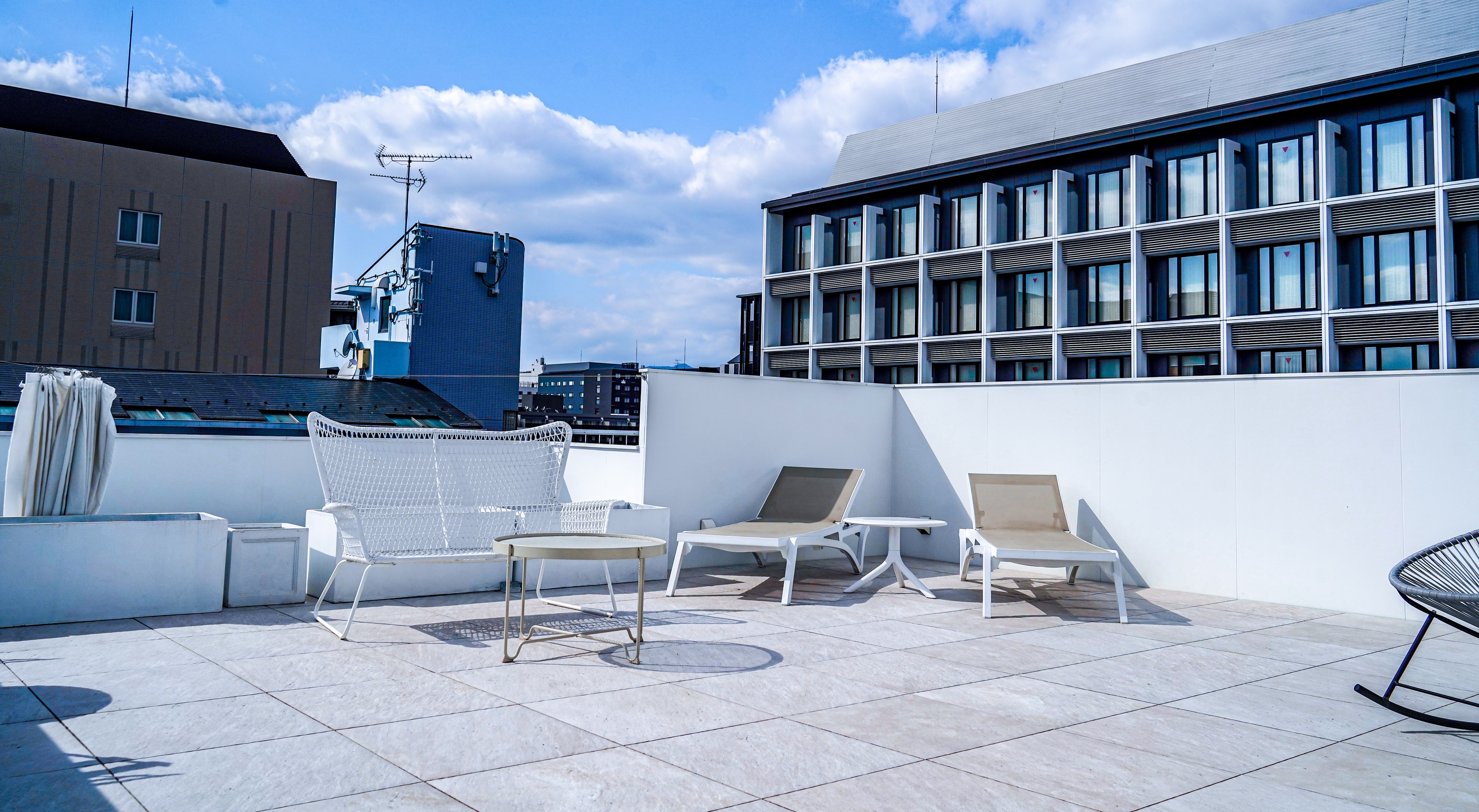 京都駅周辺の当館屋上にあるルーフトップ。ルーフトップピクニックしてもOK。