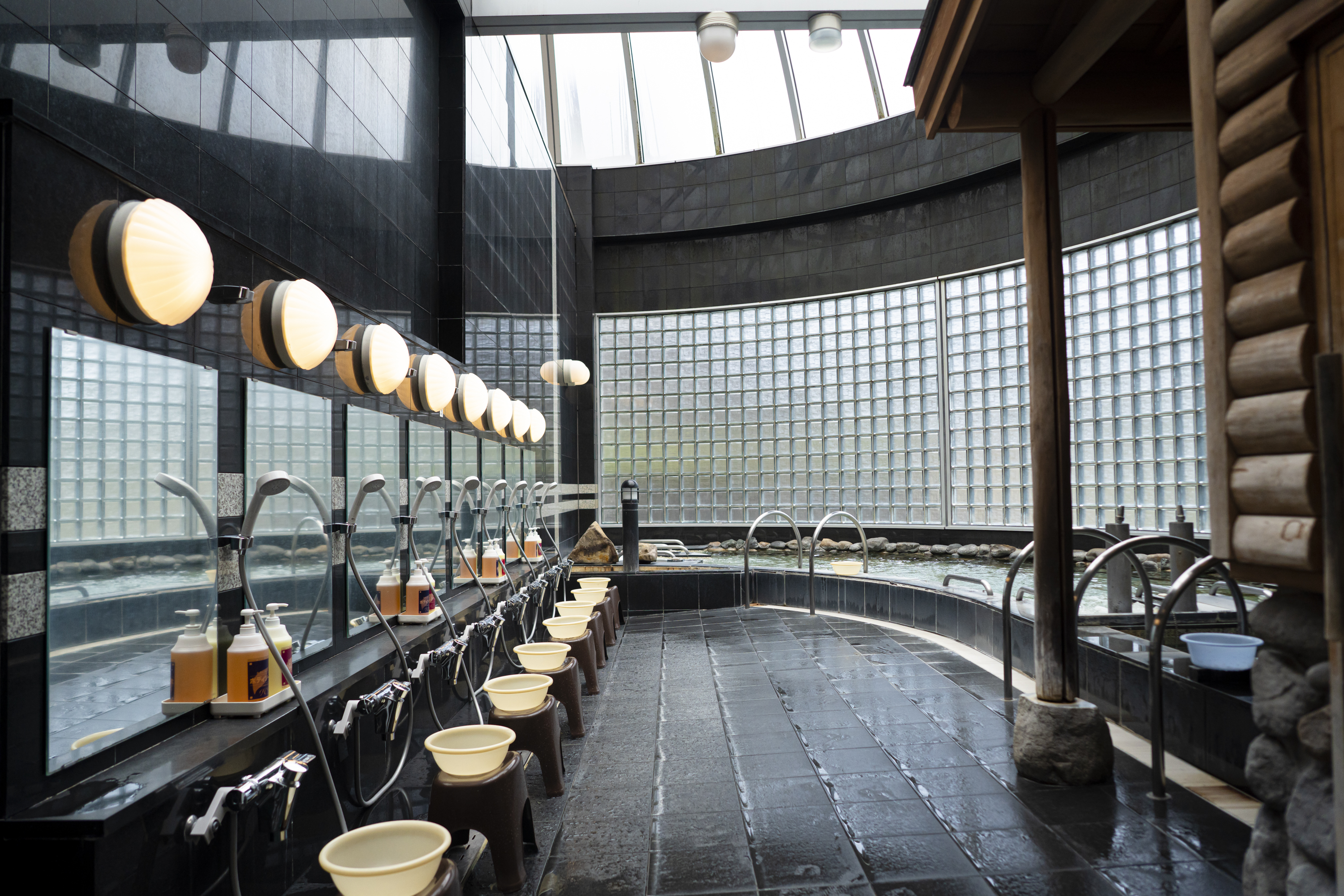 近隣：ゆぅわ～くはうす