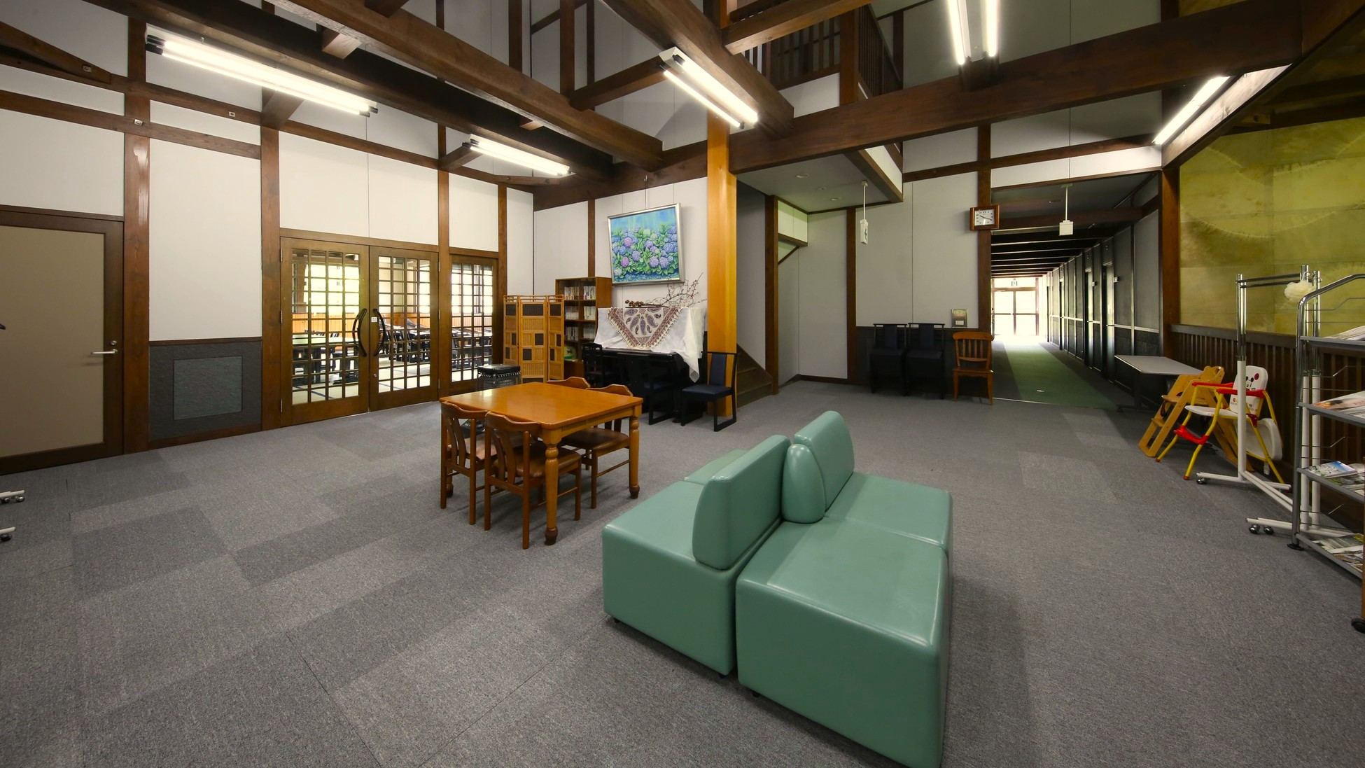 やまびこ館ロビー