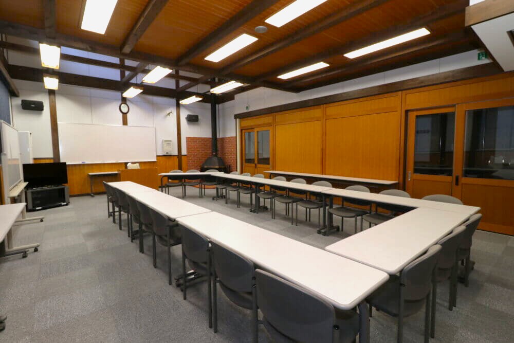 やまびこ館研修室