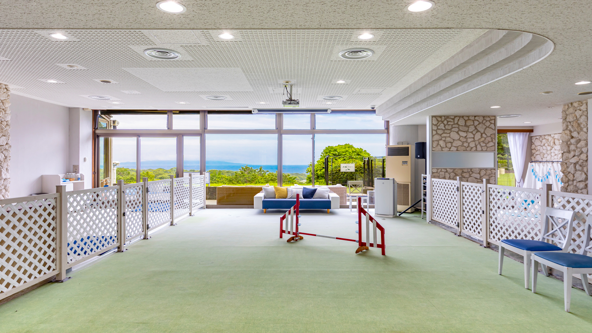 Wan's salon（屋内ドッグラン）