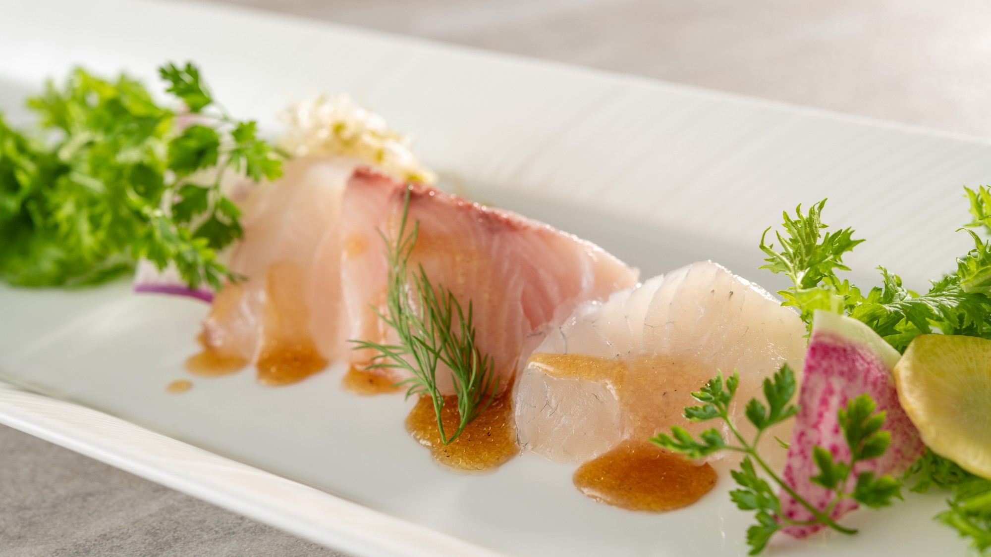 【ご夕食イメージ】コース共通/箱根西麓三島野菜と鮮魚のカルパッチョ　わさび醤油仕立て