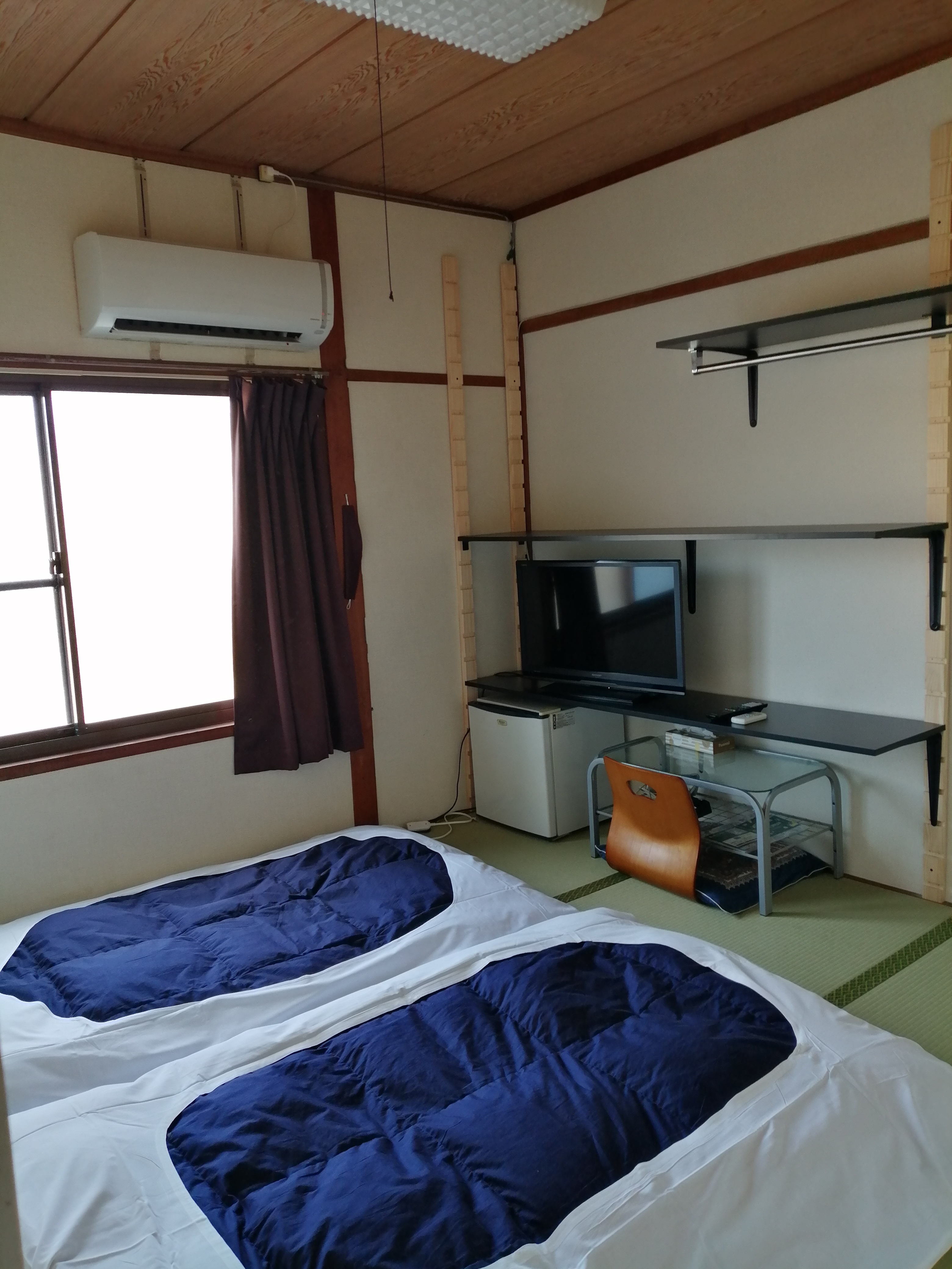 1名様～2名様用の4.5畳のお部屋になります。
