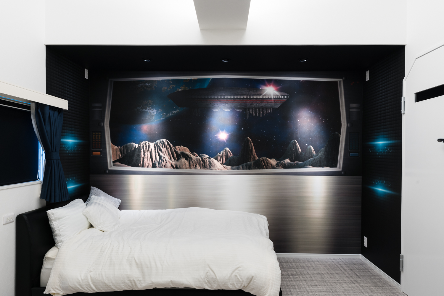 宇宙船のような寝室