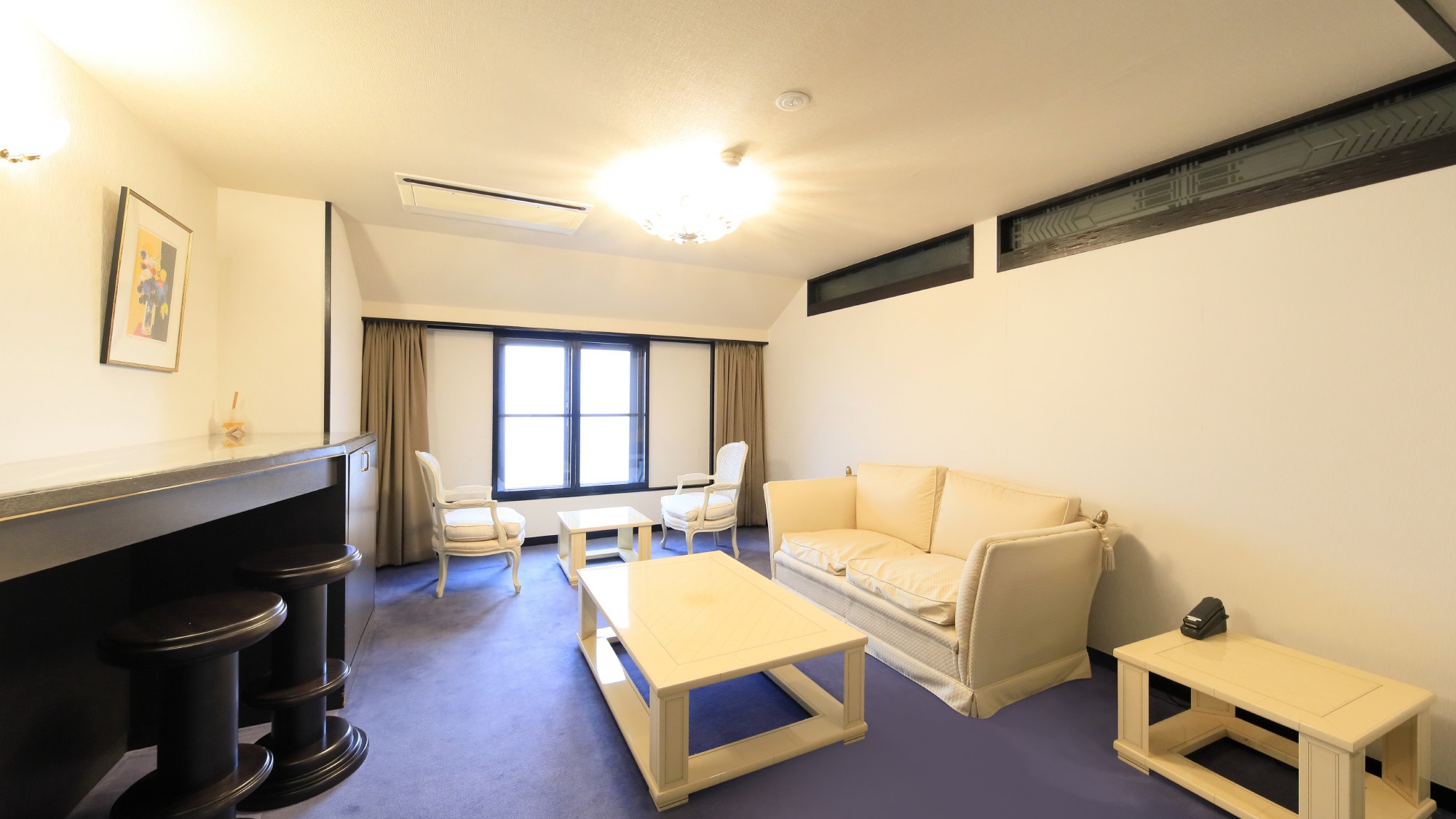 スイートルーム／リビング