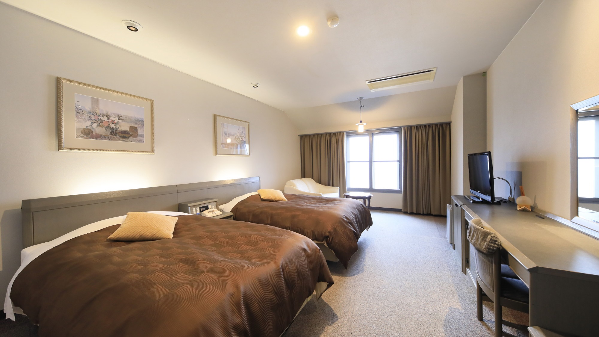 ツインルーム＜コースビュー＞／客室