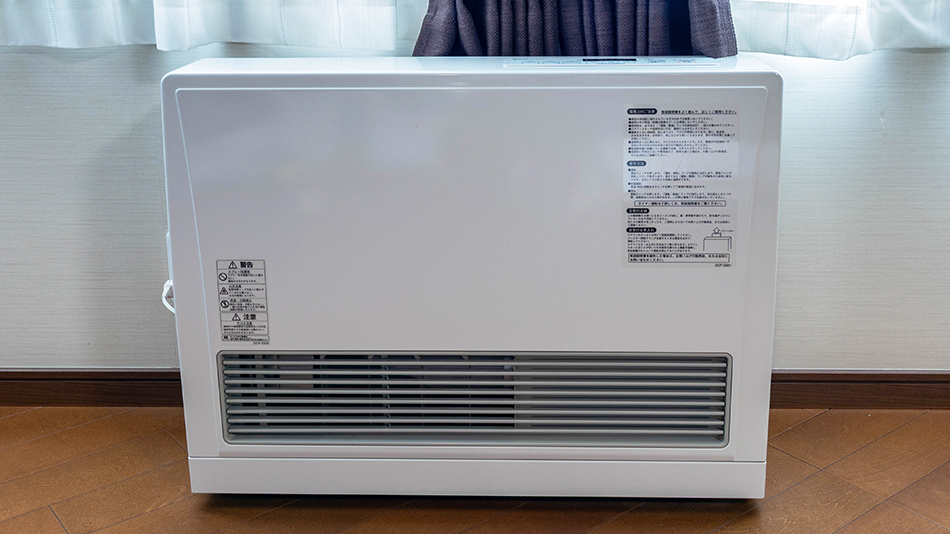 【ガスヒーター】エアコン＆ガスヒーターの設置がございます