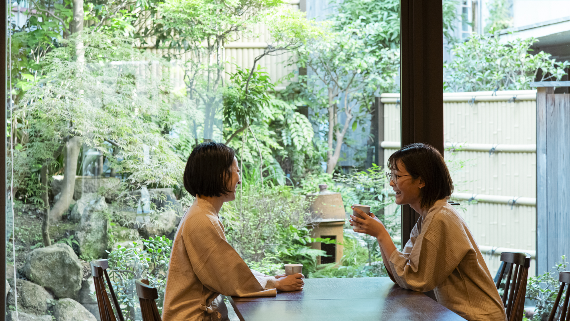 *【休憩所】休憩所でもドリンクを飲みながらお寛ぎいただけます