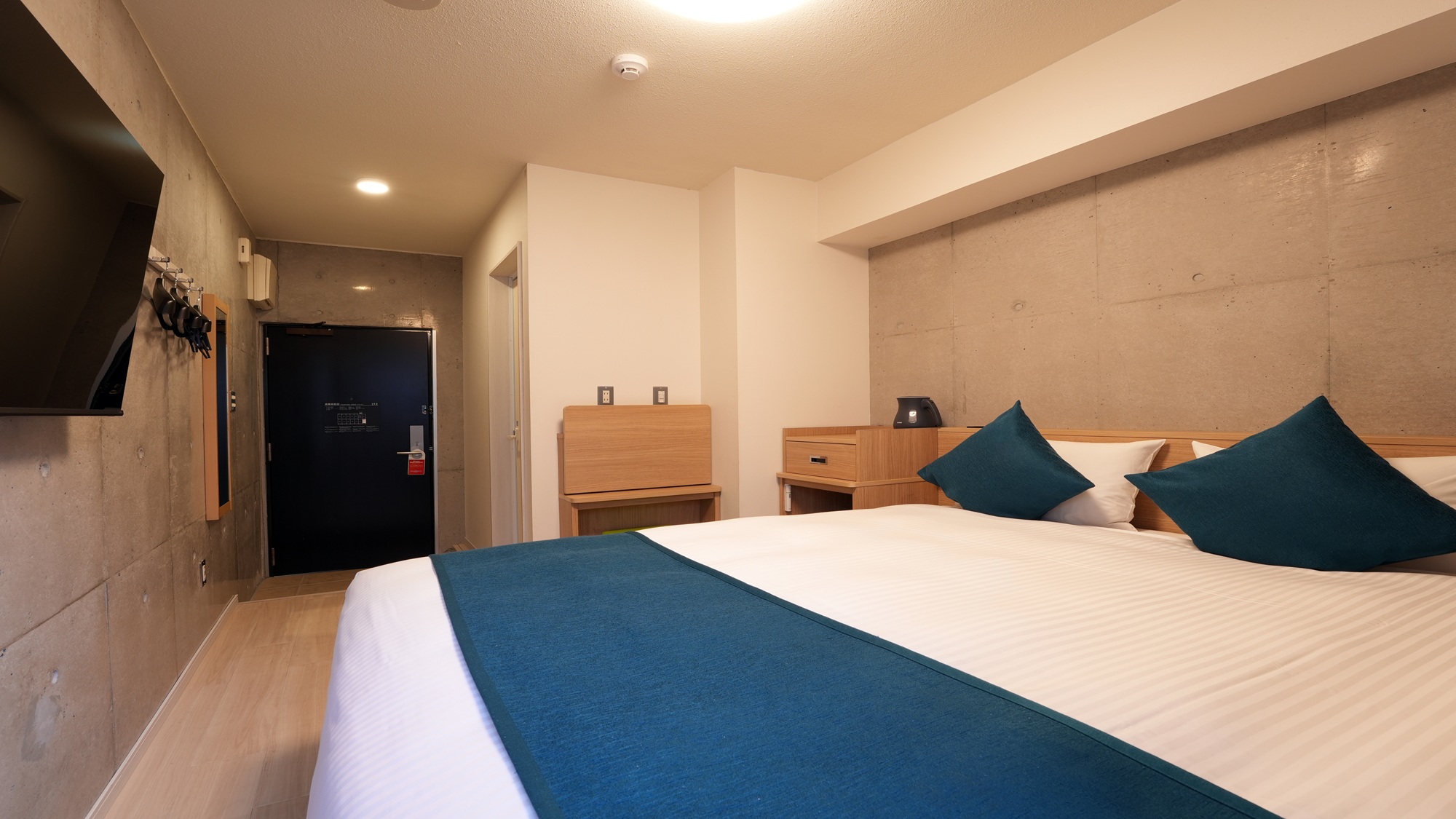 クイーンダブルルーム