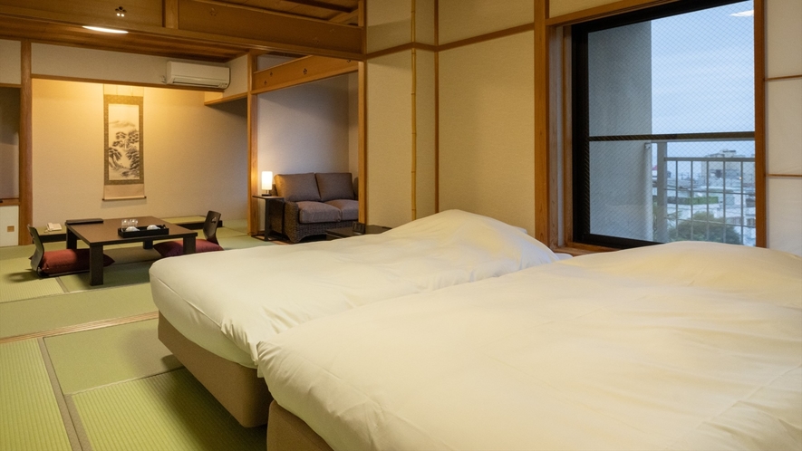【2間和室　和モダンツイン10畳＋8畳】広々快適な二間和室のベッド付のお部屋です。※写真は一例