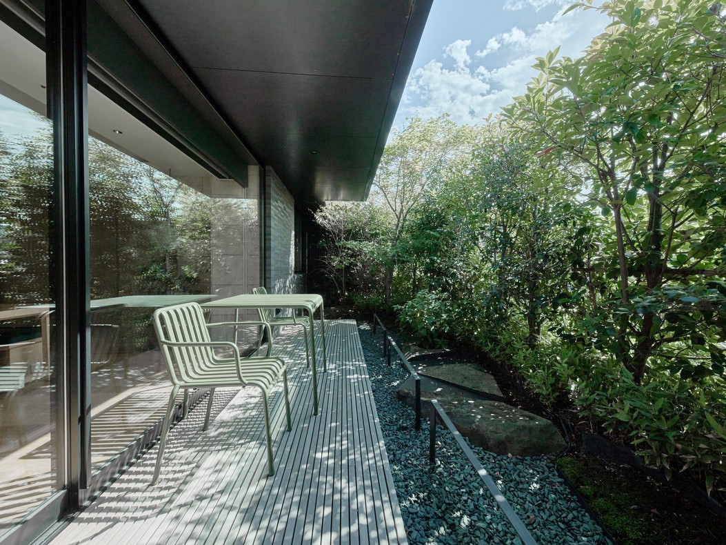 ハーモニー・スイート　テラス