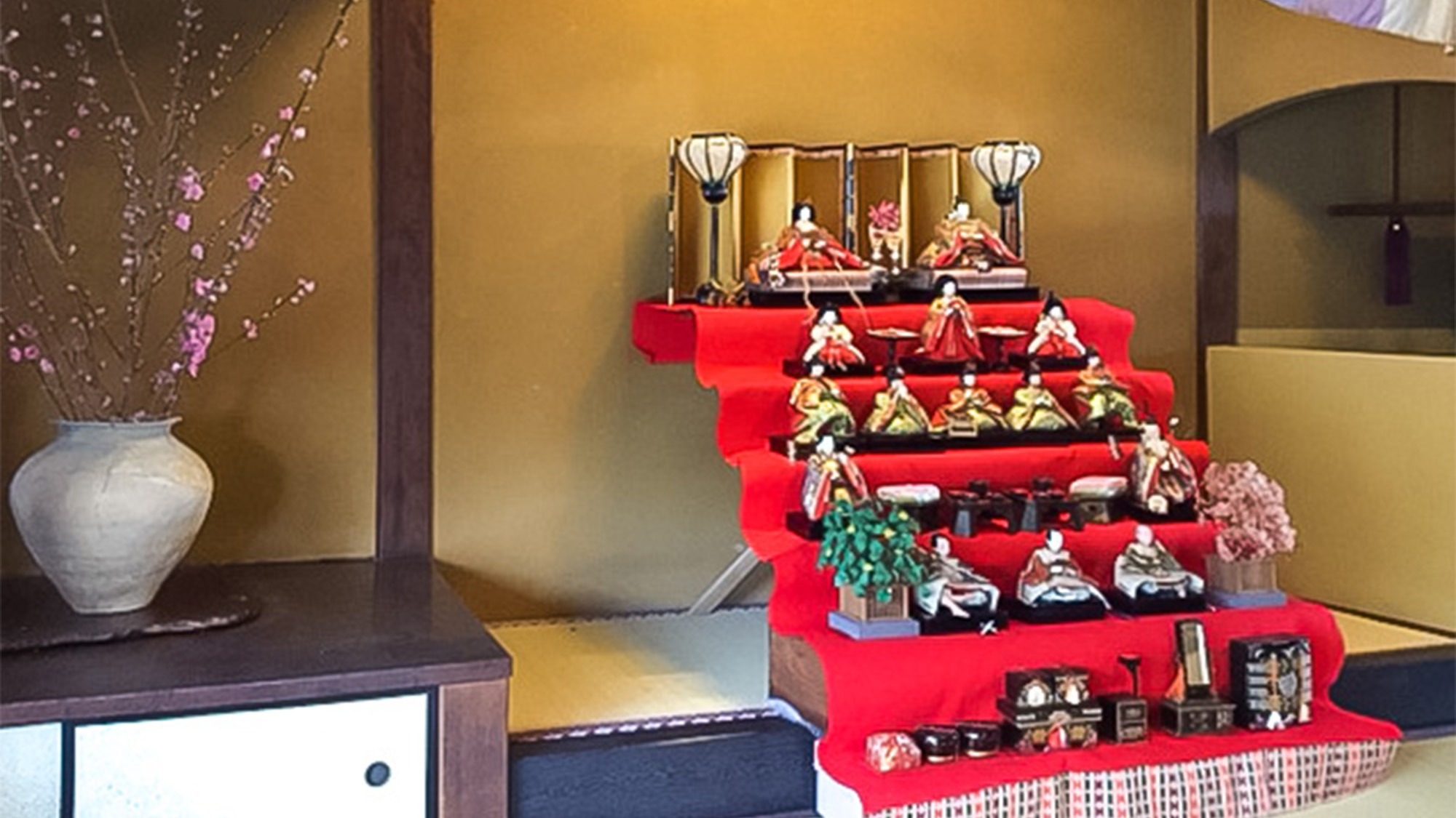 ・【内装】季節に合わせた装飾で思い出に残るひと時を