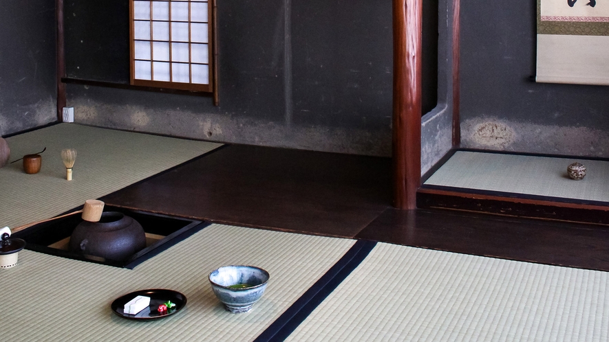 ・【茶室】「侘び・寂」の美しい空間がそのままに残された京の茶室