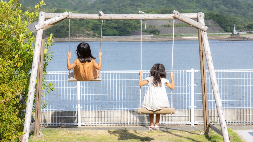 【海沿いトレーラーハウス】忘れられない思い出をつくってください。