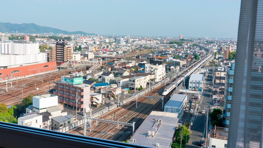 一部の客室からは、東海道新幹線のトレインビューをお楽しみいただけます♪