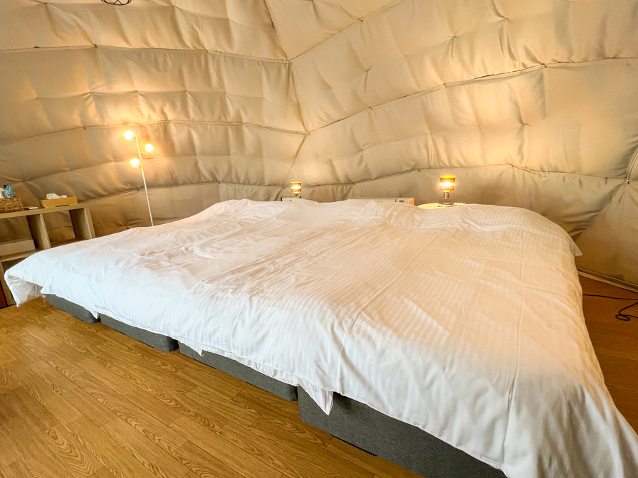 シングルベッド　４台