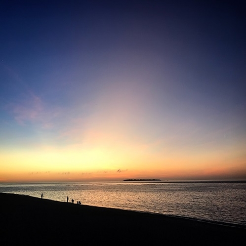 夕方の瀬底ビーチ