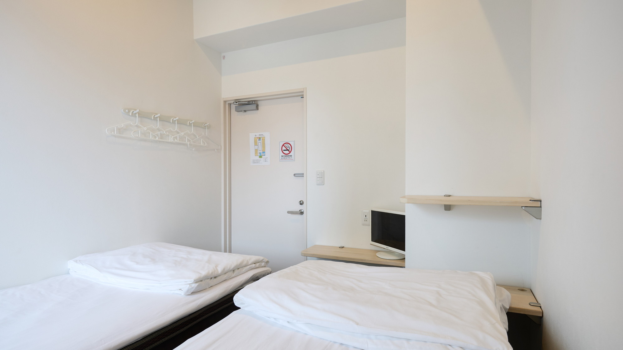 2名用個室　男女共用フロアの客室と女性専用フロアの客室がございます。ご予約間違えにお気を付けください