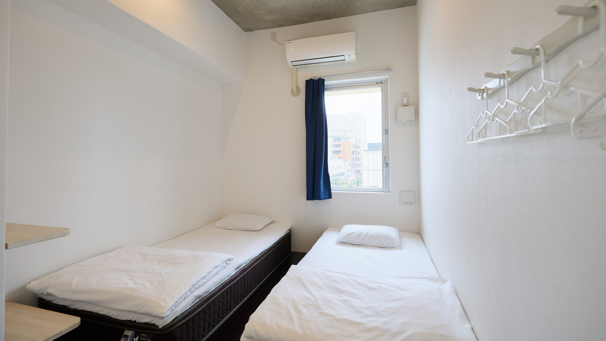 2名用個室　男女共用フロアの客室と女性専用フロアの客室がございます。ご予約間違えにお気を付けください