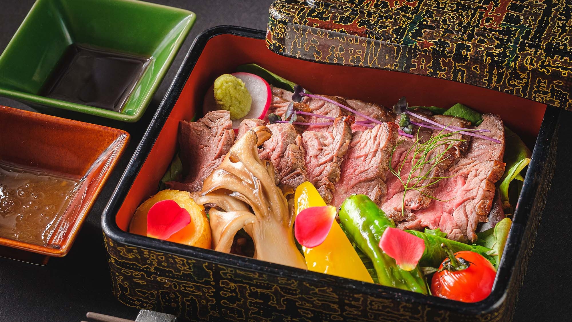 【早割90】最大45％OFF！早期予約でお得にご宿泊≪朝食付（ステーキBOX付）≫【さき楽】